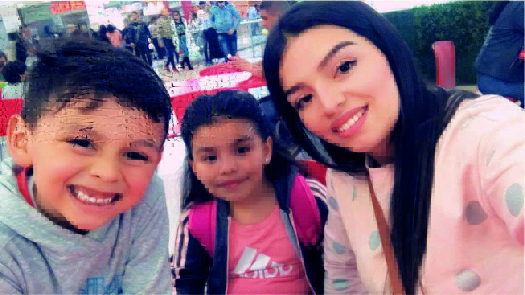 Martha Lucía Reyes, ejemplo de lucha por salir adelante, junto a sus hijos