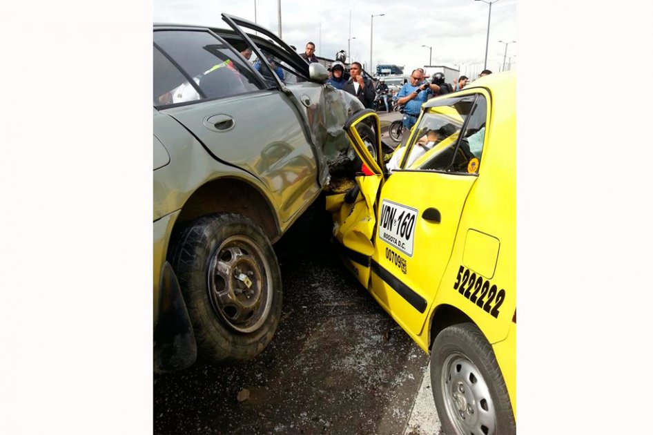 Aparatoso accidente de tránsito en avenida Ciudad de Cali con calle 26 dejó un muerto