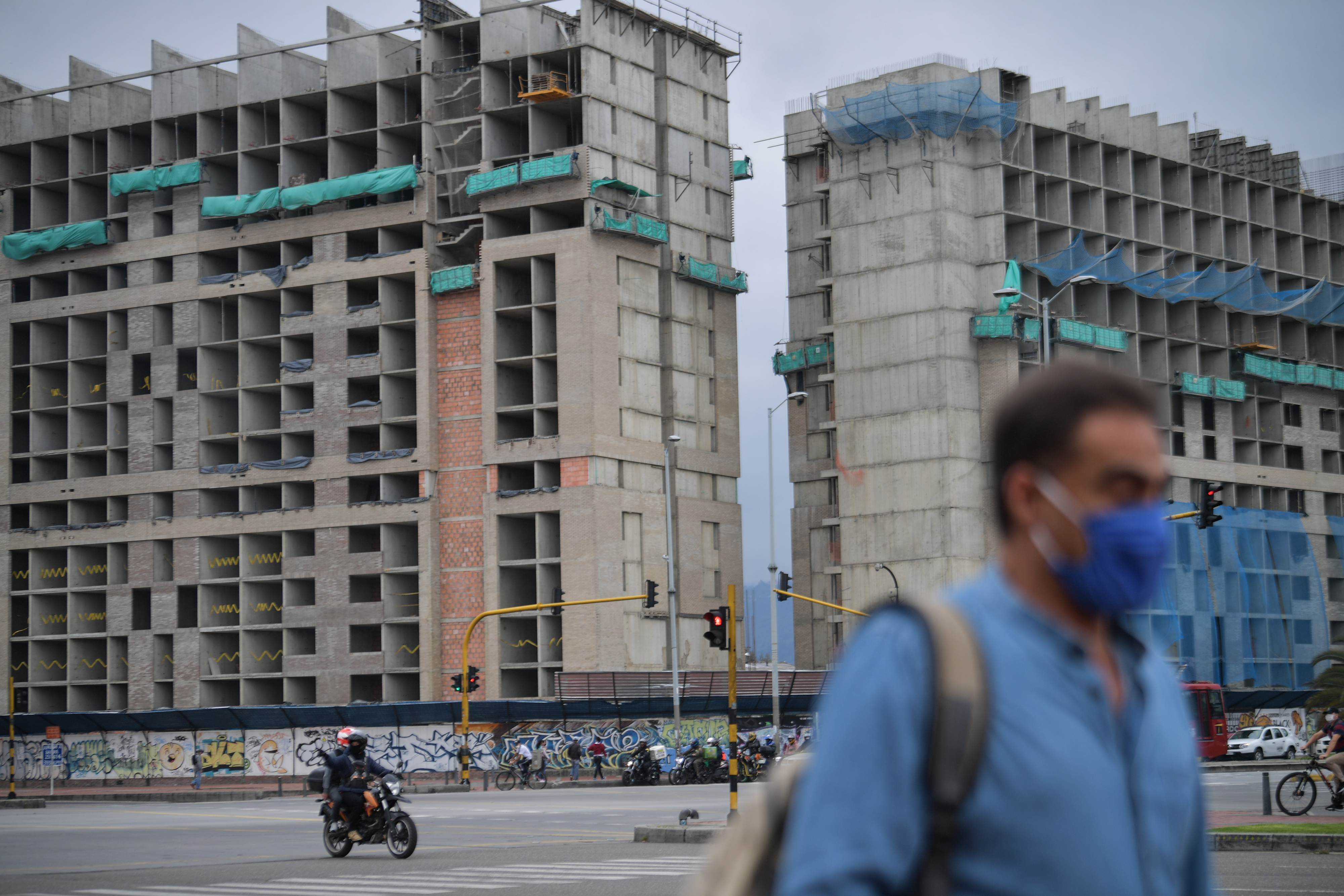 ¿Cuánto tiempo más podrá comprar vivienda con intereses en mínimos?