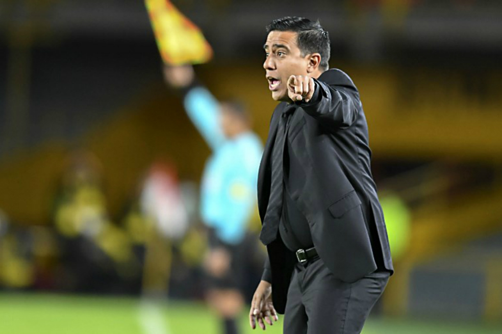“Da risa escuchar que el fútbol colombiano es el mejor de Suramérica”: César Farías