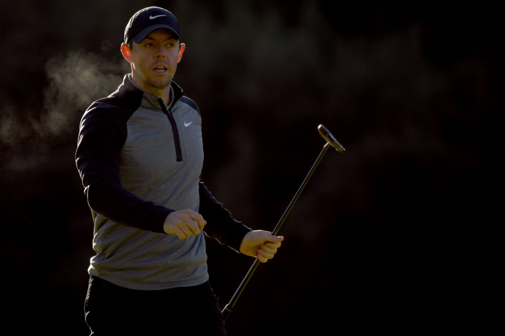 Rory McIlroy lidera el World Golf Championship tras la primera ronda