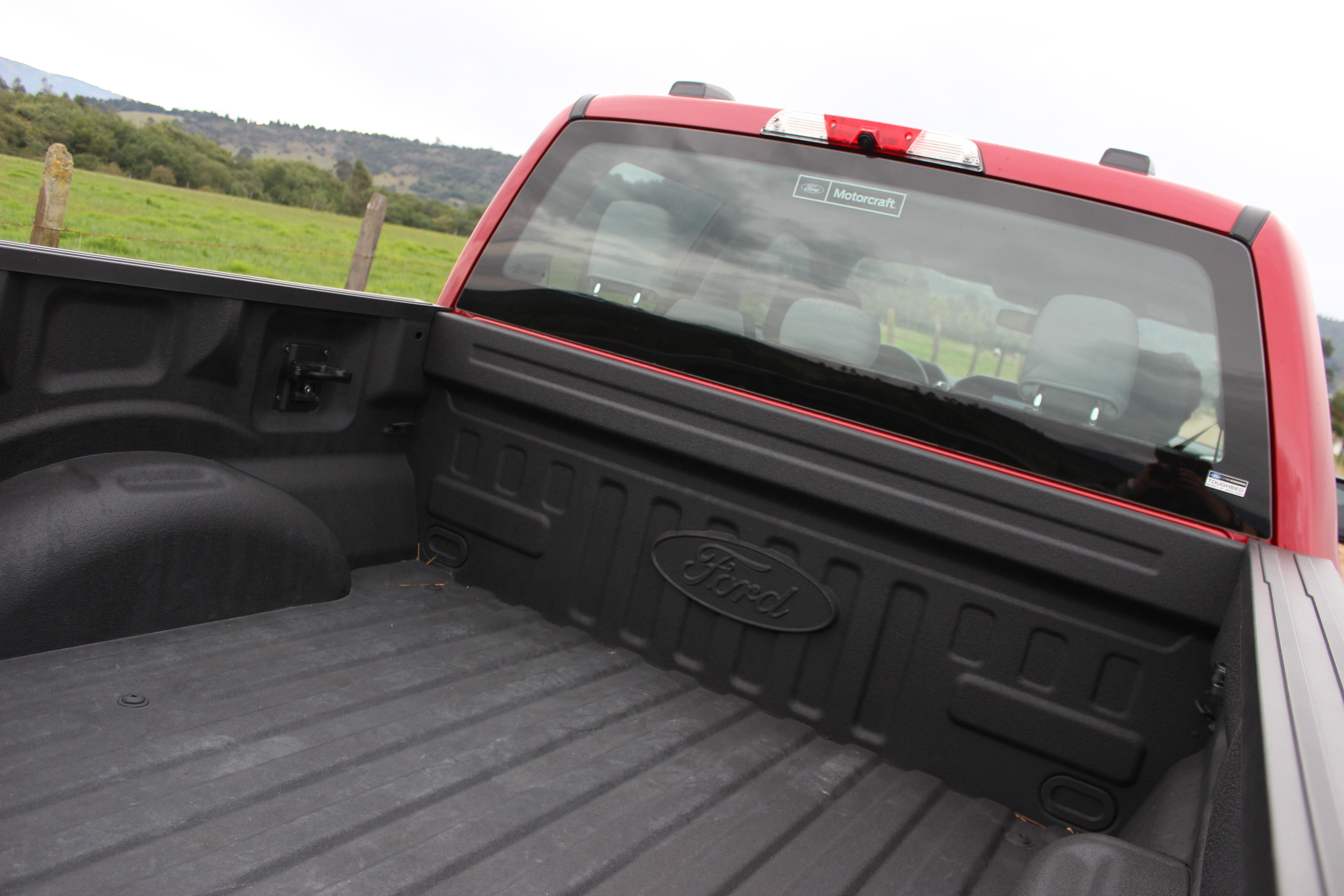 La nueva Ford F-150 híbrida que se vende en Colombia