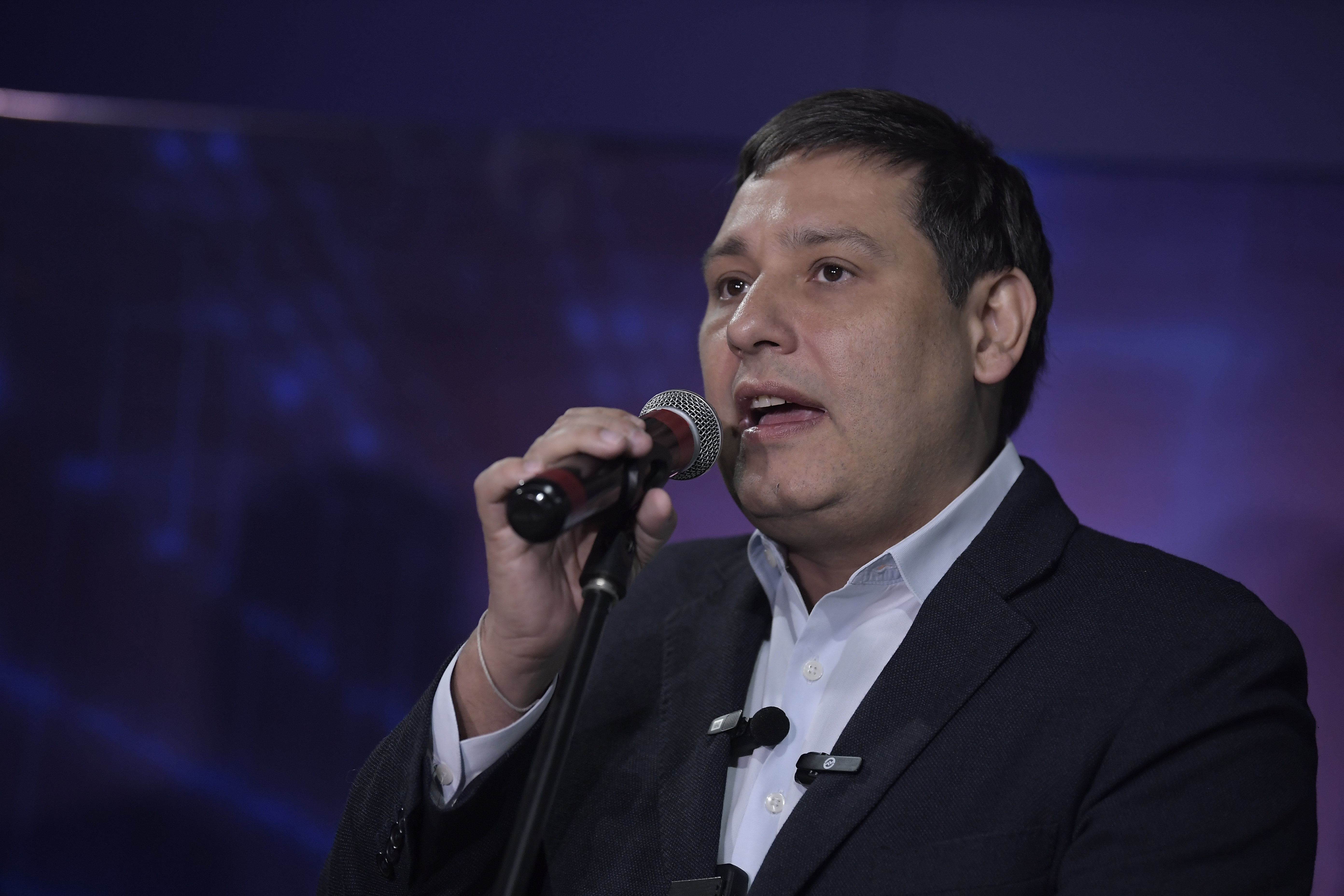 Ministro de Tecnologías de la Información y las Comunicaciones, en la subasta para las comunicaciones 5G en Colombia.