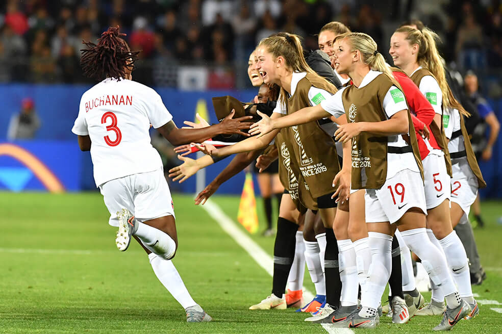 Fútbol femenino en Francia, Tiger Woods en el U.S. Open y más en nuestra selección de fotos de la semana