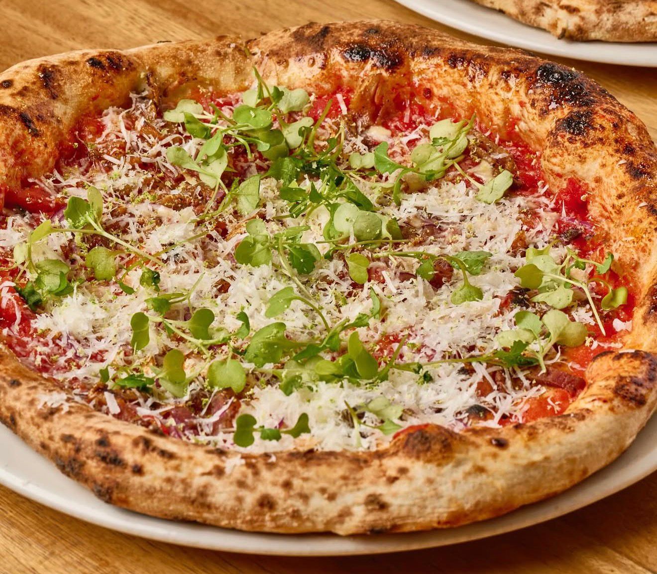 Pizza amatriciana