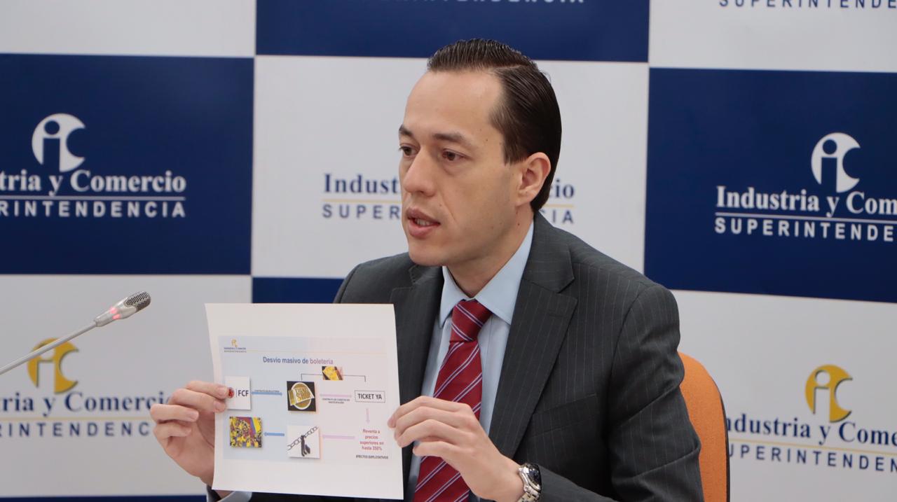 Superintendente de Industria se disculpó con los Samper