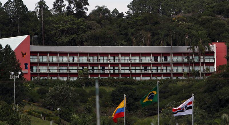 Colombia se acomoda en Cotía