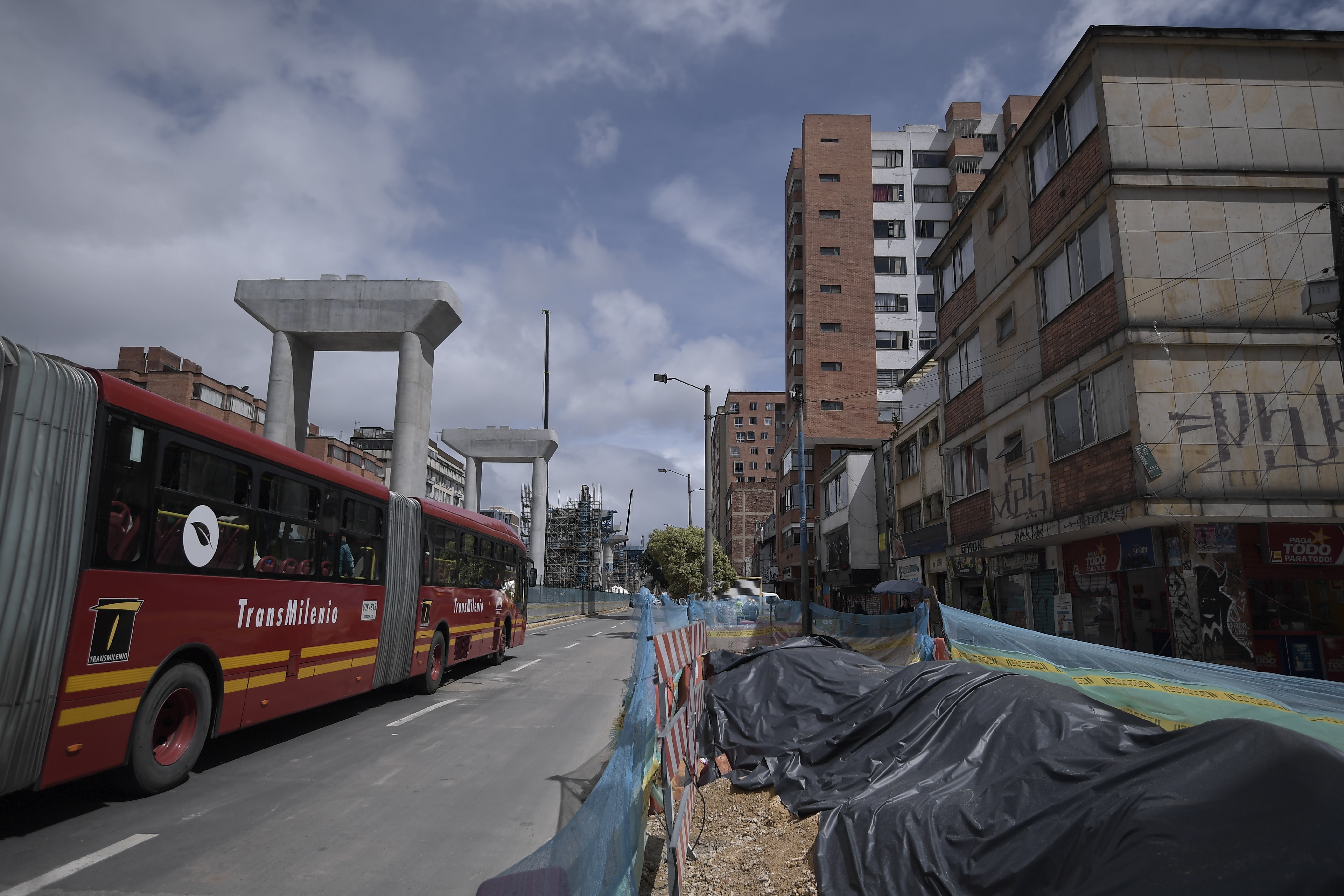 Avance de las obras del Metro de Bogotá en "junio 2025", a la altura de la Av. Caracas.