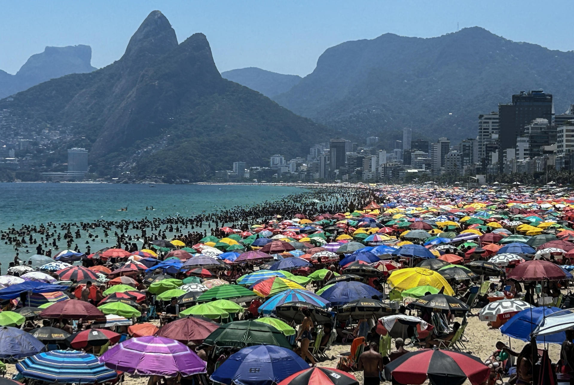 Hubo 65 días con olas de calor marinas en 2025, causadas por el cambio climático