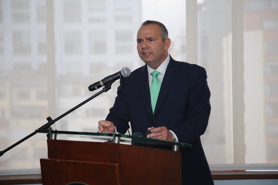 La Universidad Militar por fin tiene rector. Se trata del general Javier Ayala
