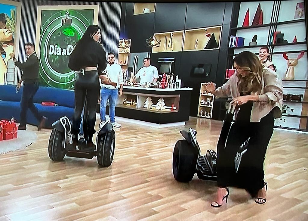 Carolina Soto casi se accidenta en Día a Día.