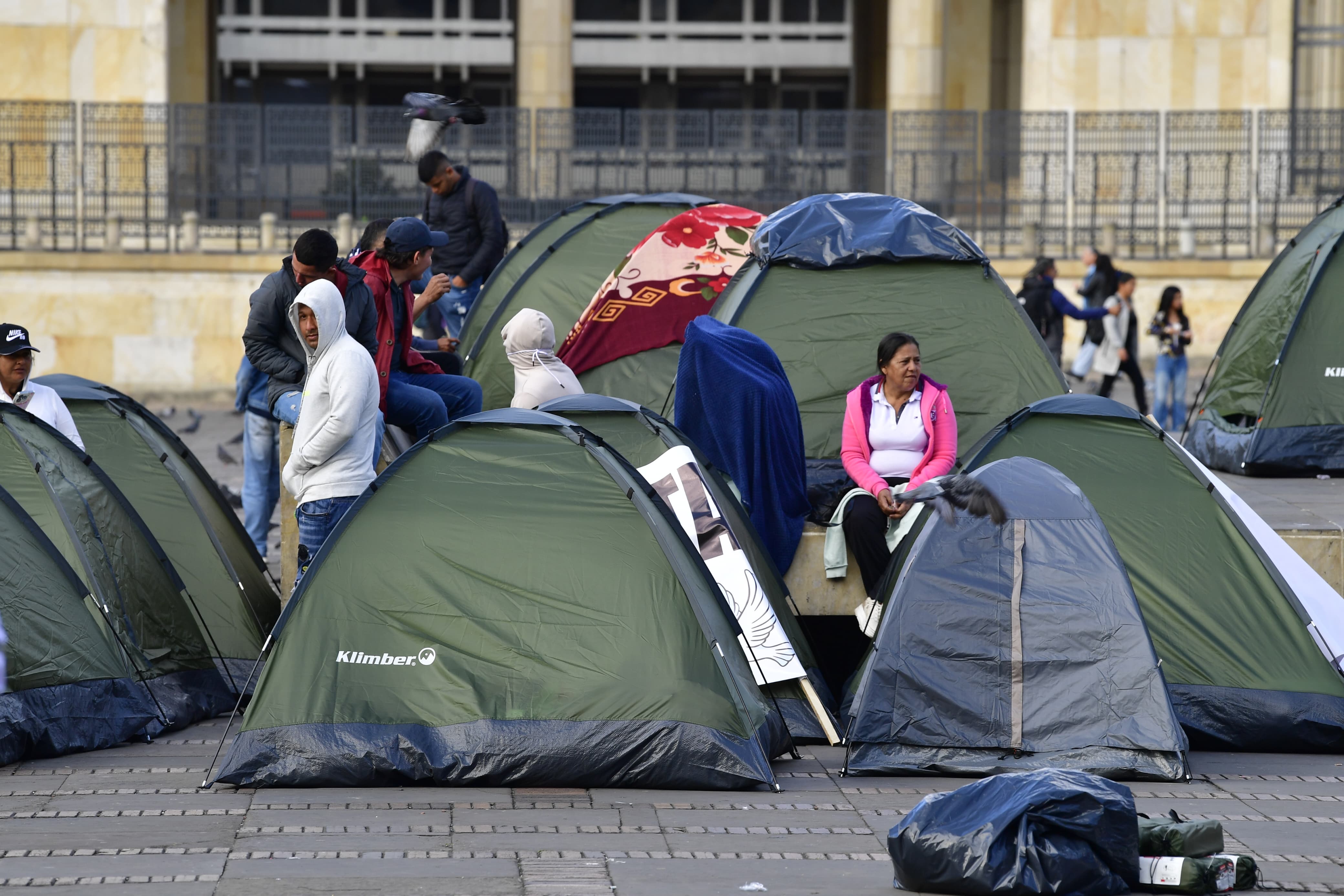 Líderes del Catatumbo se instalan en la Plaza de Bolívar. Piden reunión con Petro