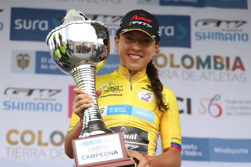 Aranza Villalón: “No es fácil ser ciclista en Chile”
