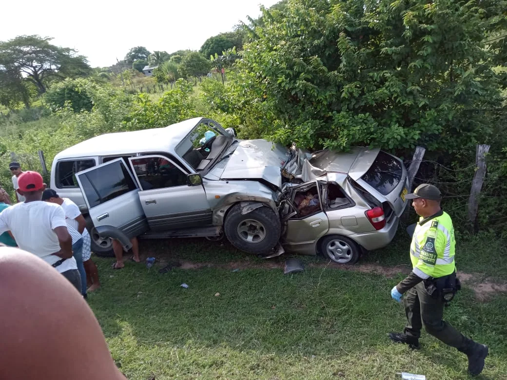 Seis muertos y cinco heridos dejó accidente en La Guajira