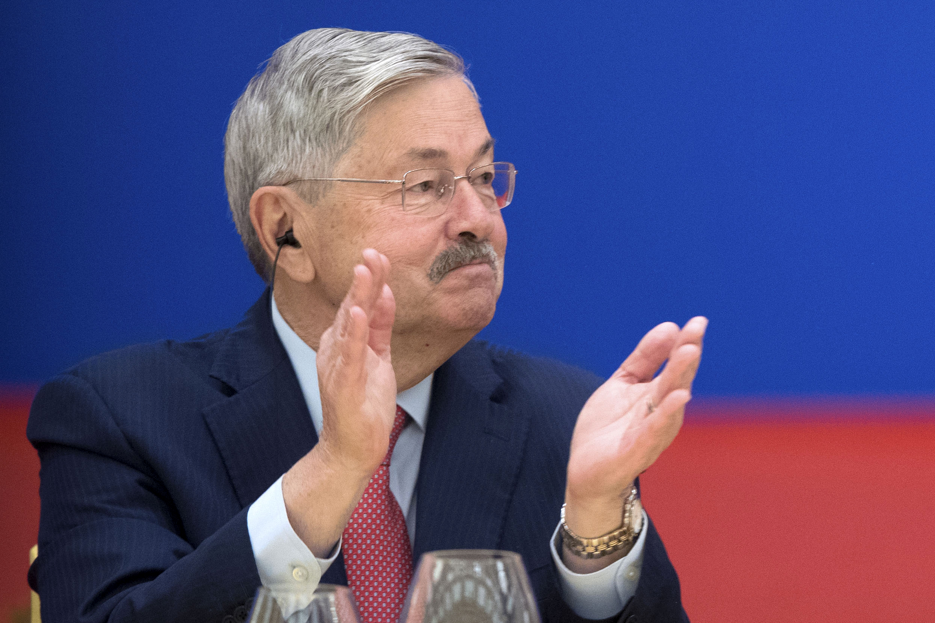 EE. UU. se queda sin embajador en China