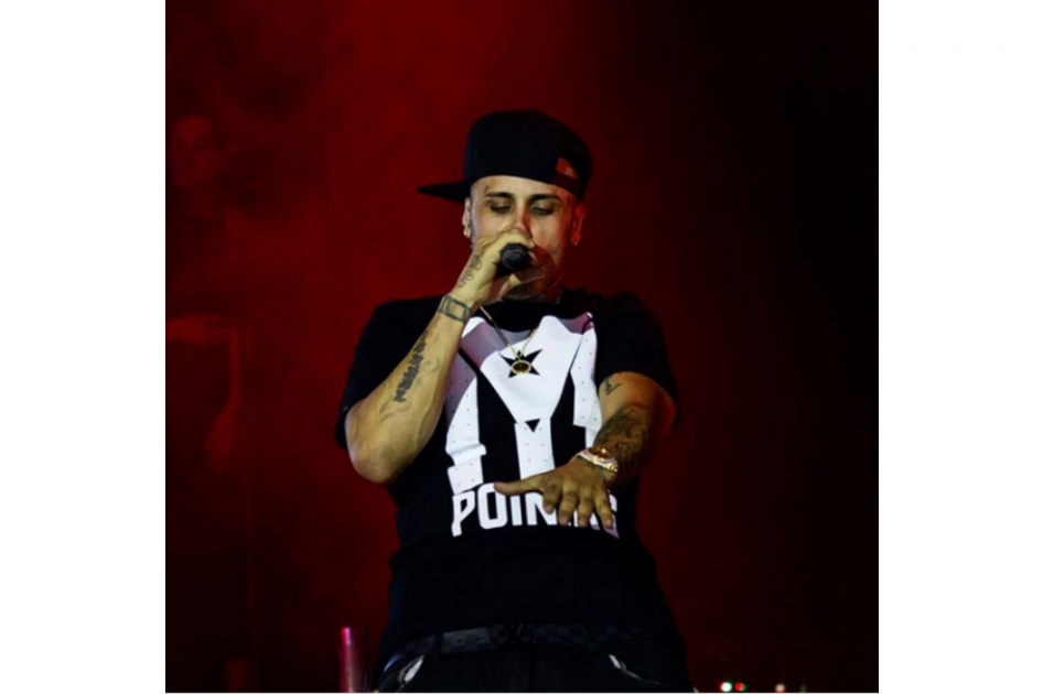 Nicky Jam se defiende y dice que sus letras no son «obscenas»