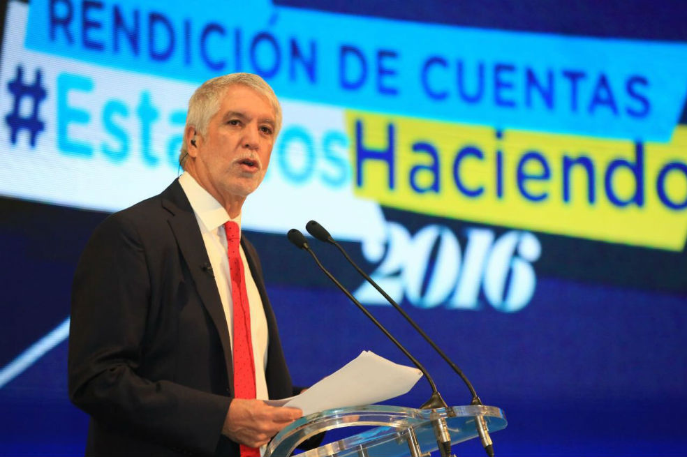 Peñalosa rinde cuentas de sus 15 meses de gobierno