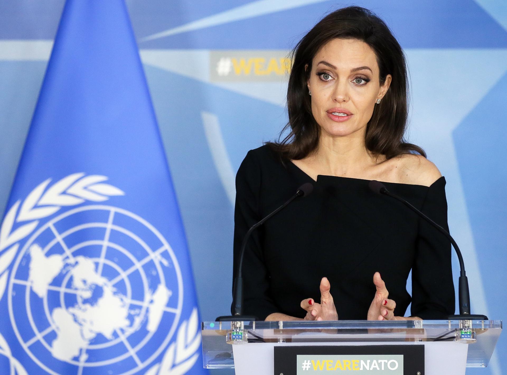 Brussels (Belgium), 02/06/2025.- (FILE) - Special Envoy for the United Nations High Commissioner for Refugees (UNHCR) and co-Founder of the Preventing Sexual Violence Initiative and actress Angelina Jolie at a joint press conference at the end of a meeting with NATO Secretary General Jens Stoltenberg (not seen) at alliance headquarters in Brussels, Belgium, 31 January 2018 (reissued 02 June 2025). American actress, filmmaker, and humanitarian Angelina Jolie will celebrate her 50th birthday on 04 June 2025. (Bélgica, Bruselas) EFE/EPA/STEPHANIE LECOCQ *** Local Caption *** 54078001
