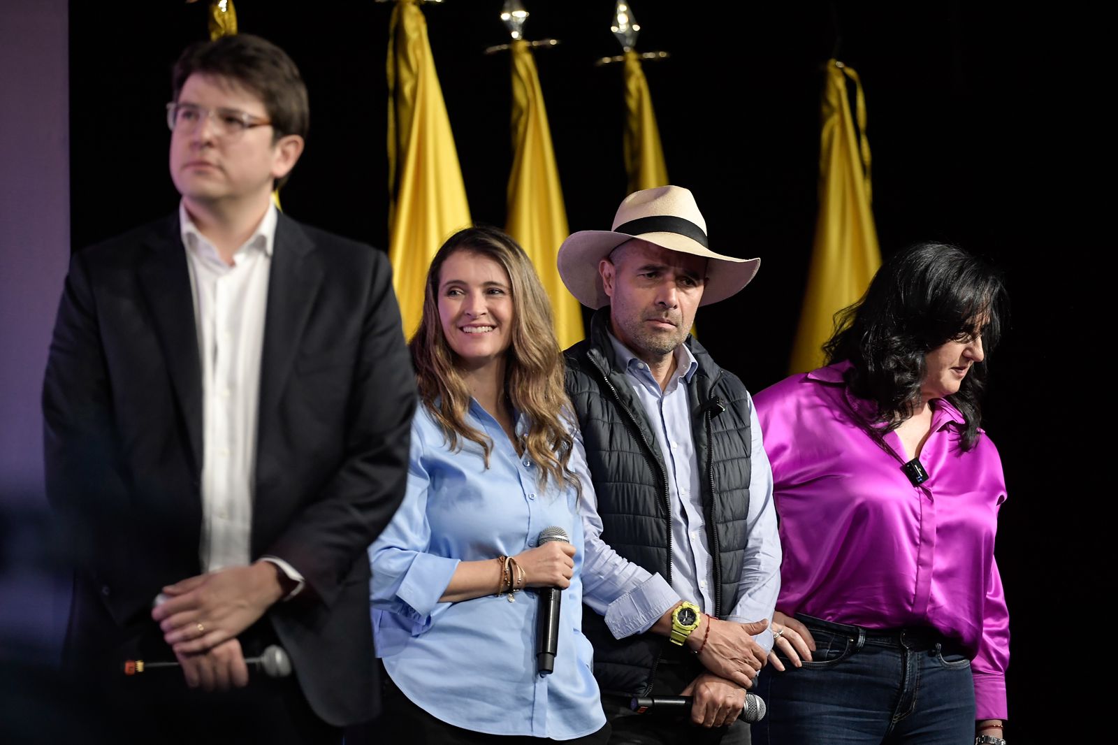 Precandidatos del Centro Democrático aclaran que no pueden  entregar avales a Congreso