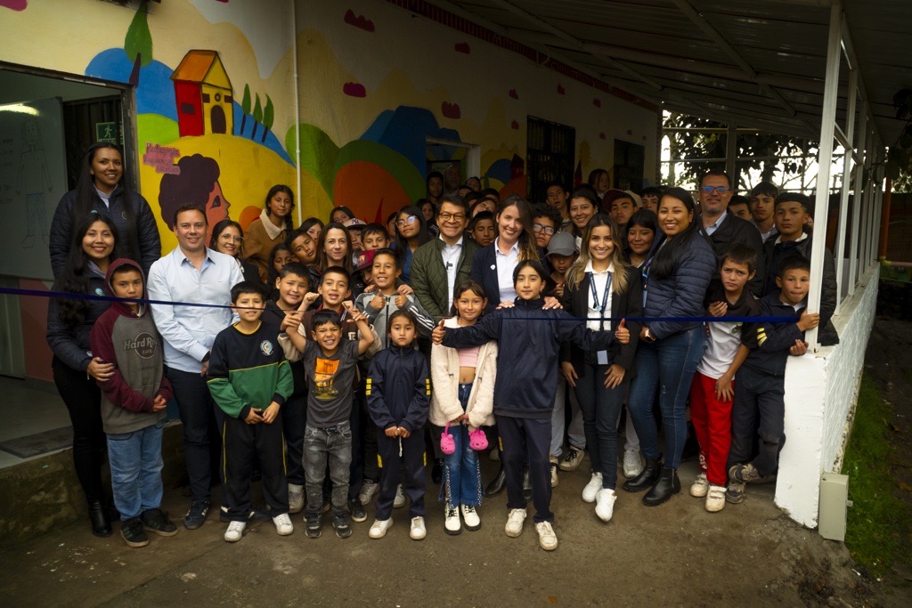 Más allá del negocio: crece la inversión social empresarial en Colombia