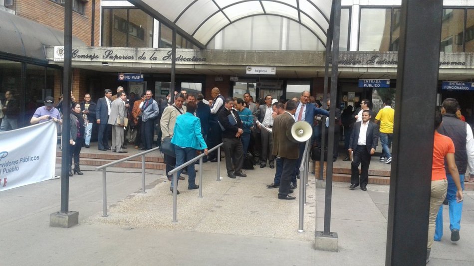 Defensores públicos entrarían en paro por falta de pago de honorarios