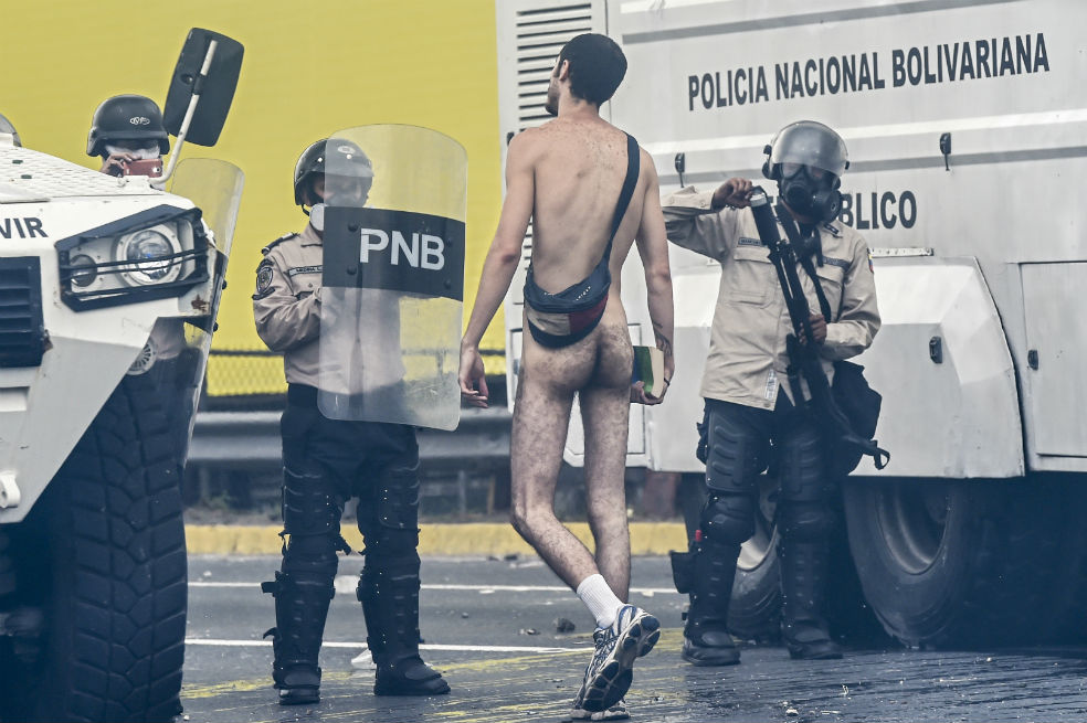 20 fotos, dos meses de protestas en Venezuela