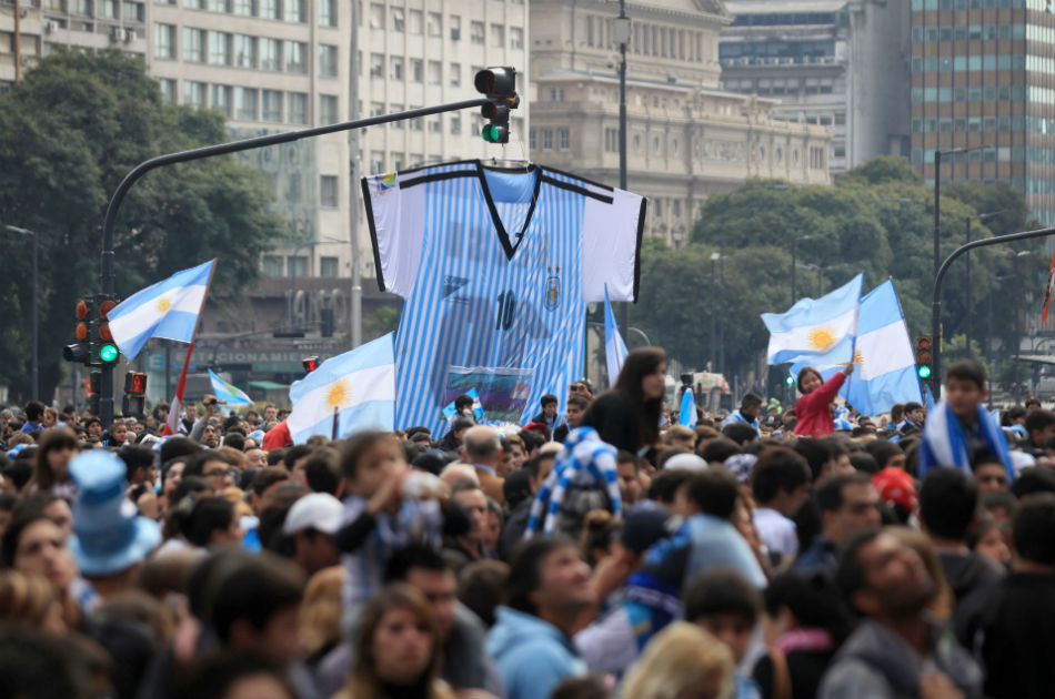 Los argentinos que invadieron Rio de Janeiro regresan a casa
