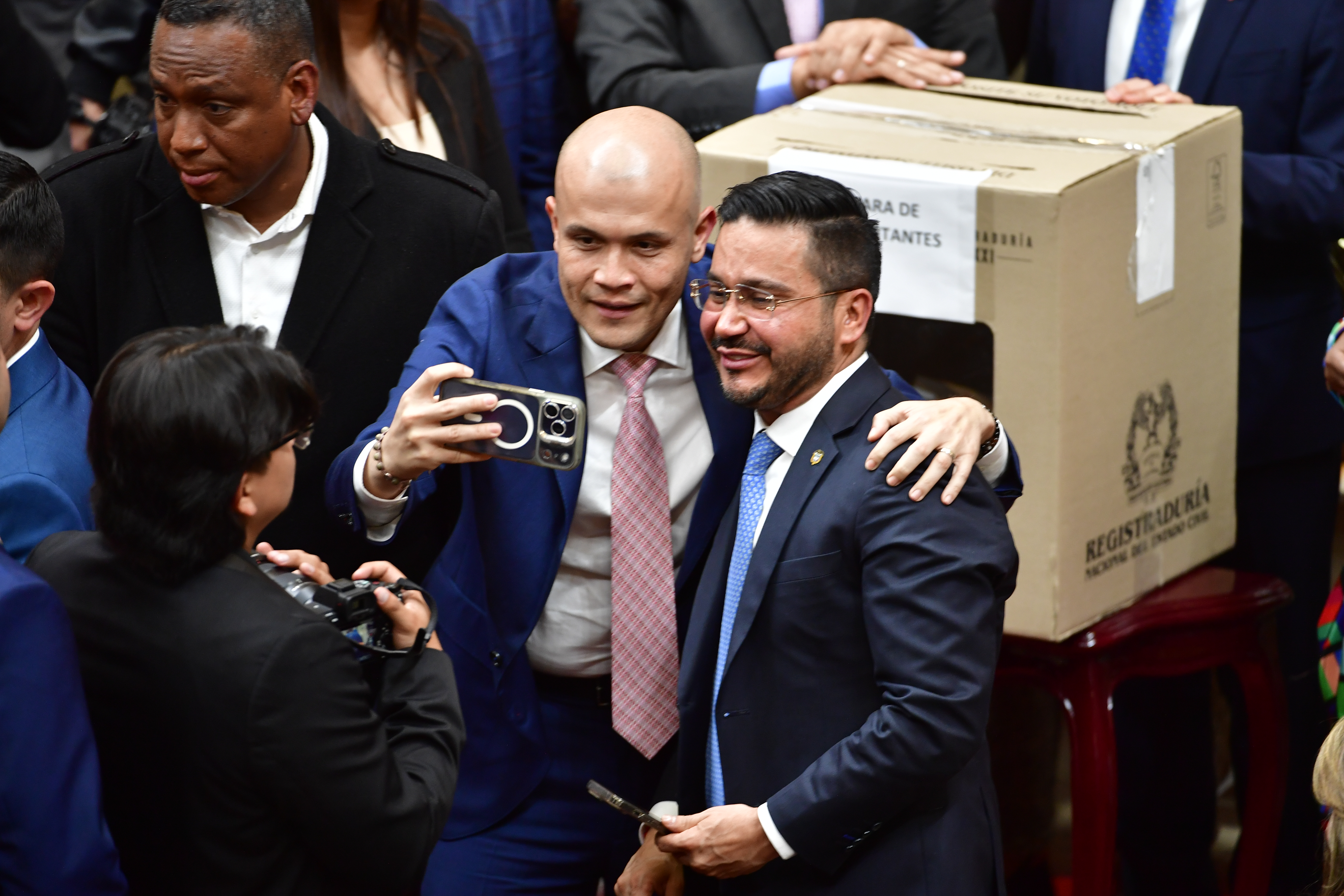 Elegido por el Congreso de la República como nuevo Contralor General de la República