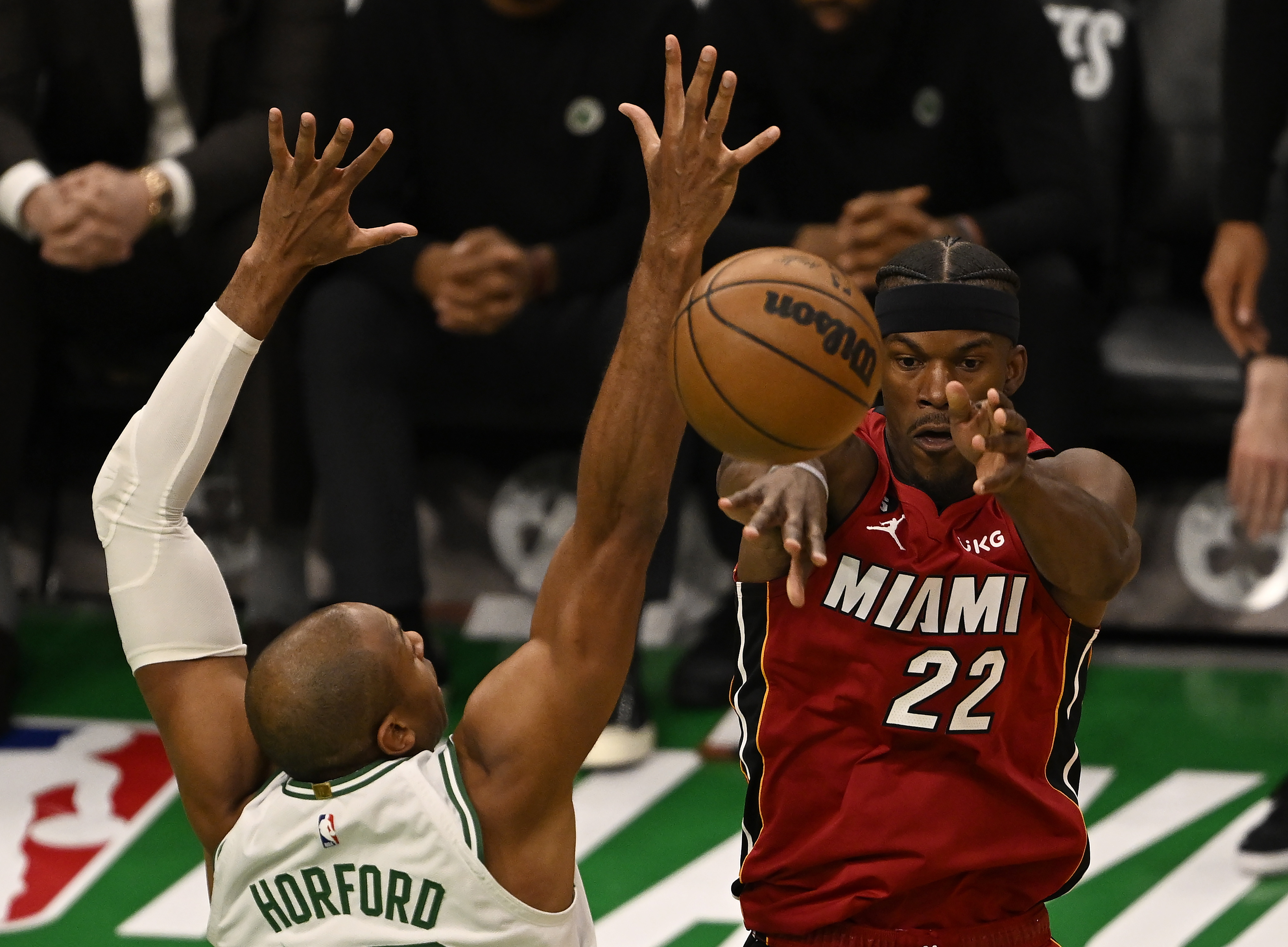 Miami tomó la primera ventaja contra Boston en las semifinales de la NBA