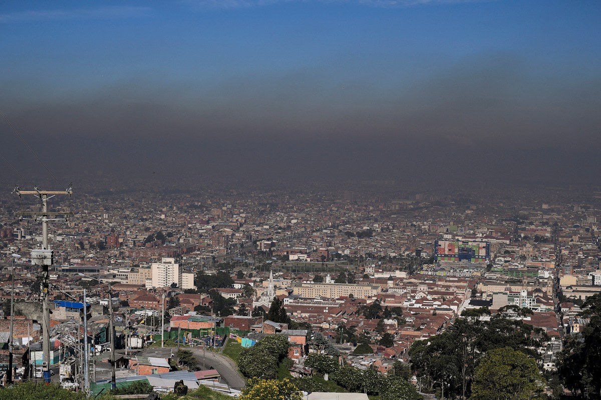 Alerta amarilla en Bogotá por aire contaminado