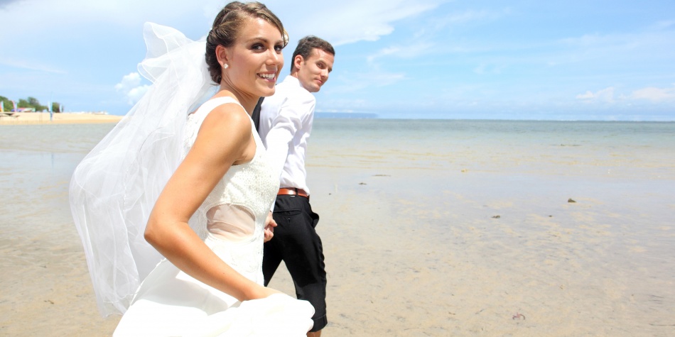 ¿Cómo organizar una boda en la playa?