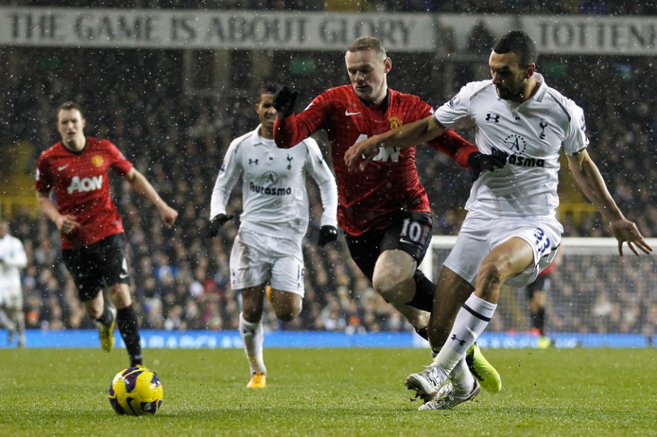 Tottenham le daña la celebración al United en el último minuto