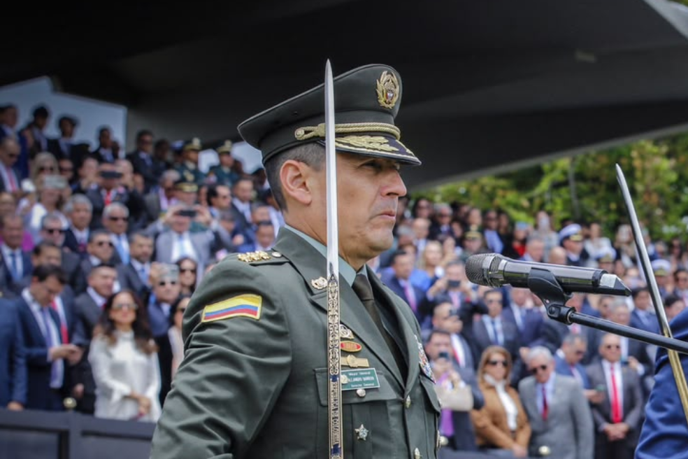 Nuevo director de la Policía, general Jesús Barrera, anuncia cambios en comandos del país