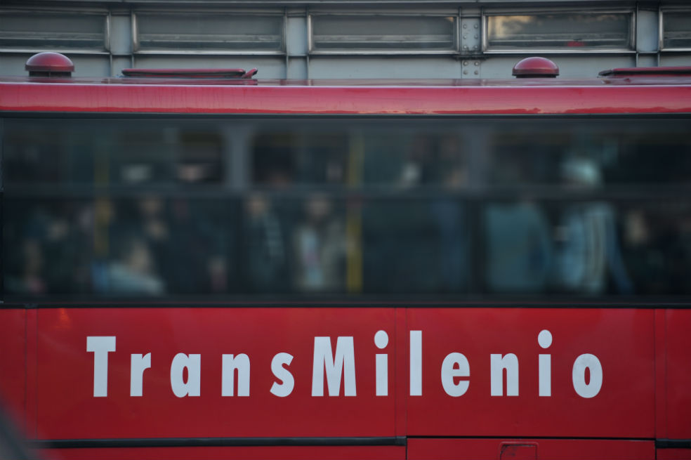 Usuario que viaja con un ratón como mascota, un nuevo hecho insólito en Transmilenio