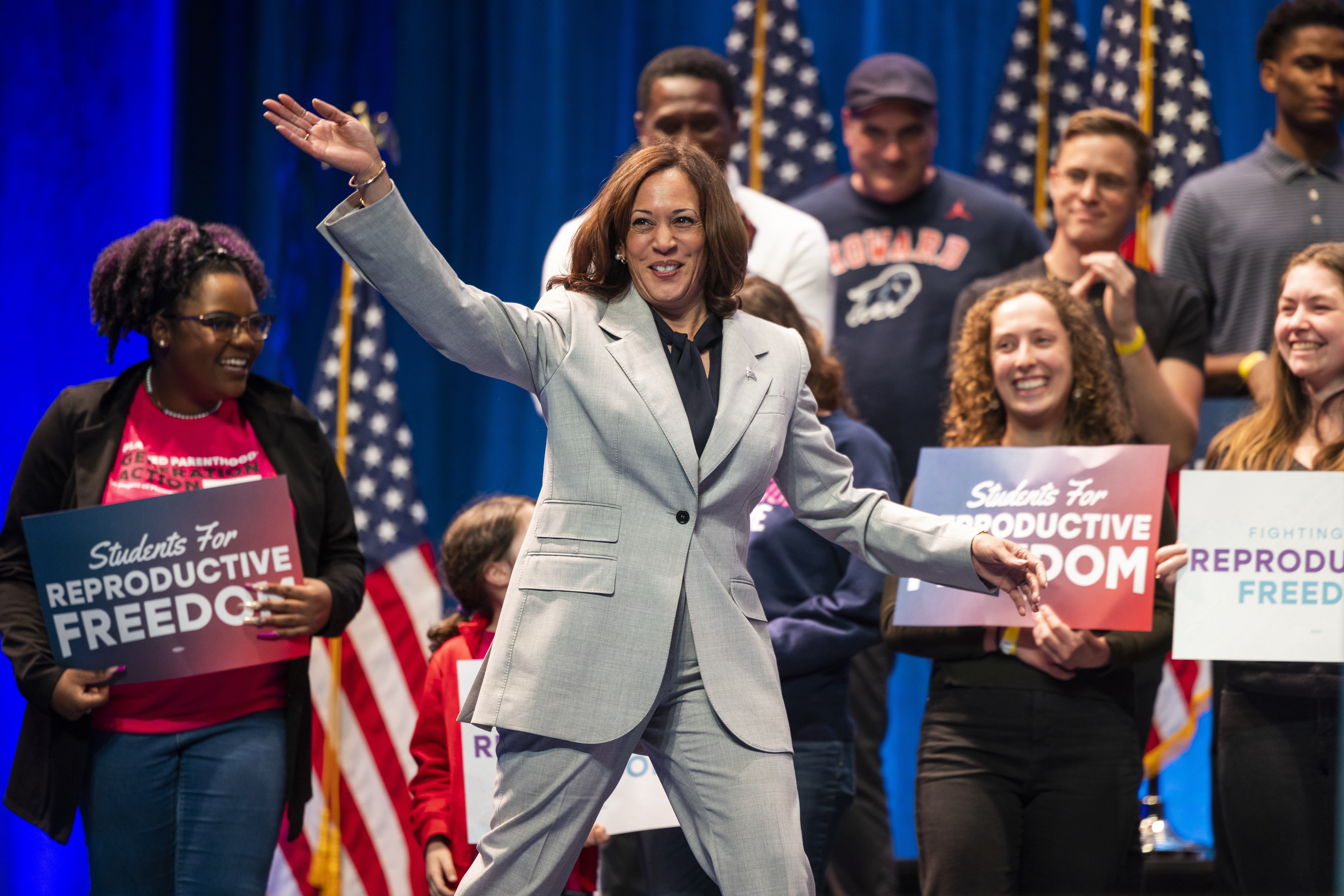 Kamala Harris hará una gira por EE. UU. para defender el derecho al aborto