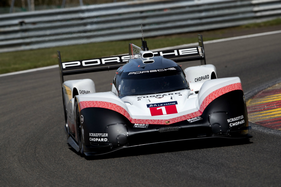 Un híbrido de Porsche rompe el récord de un F1