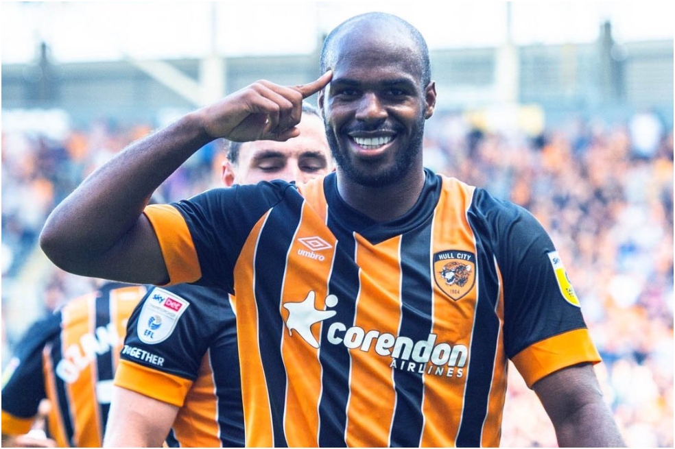 Cuatro equipos de la Premier League buscan fichar a Óscar Estupiñán
