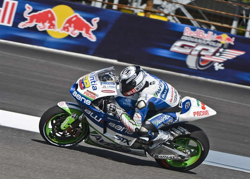 Pedrosa gana y recorta diferencias, Yonny  Hernández terminó doce