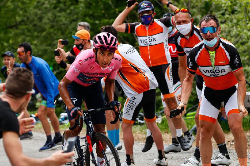 Para ganar el Giro de Italia también hay que ceder