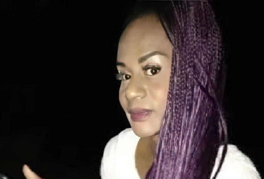 Ella era Isabella Sandoval.