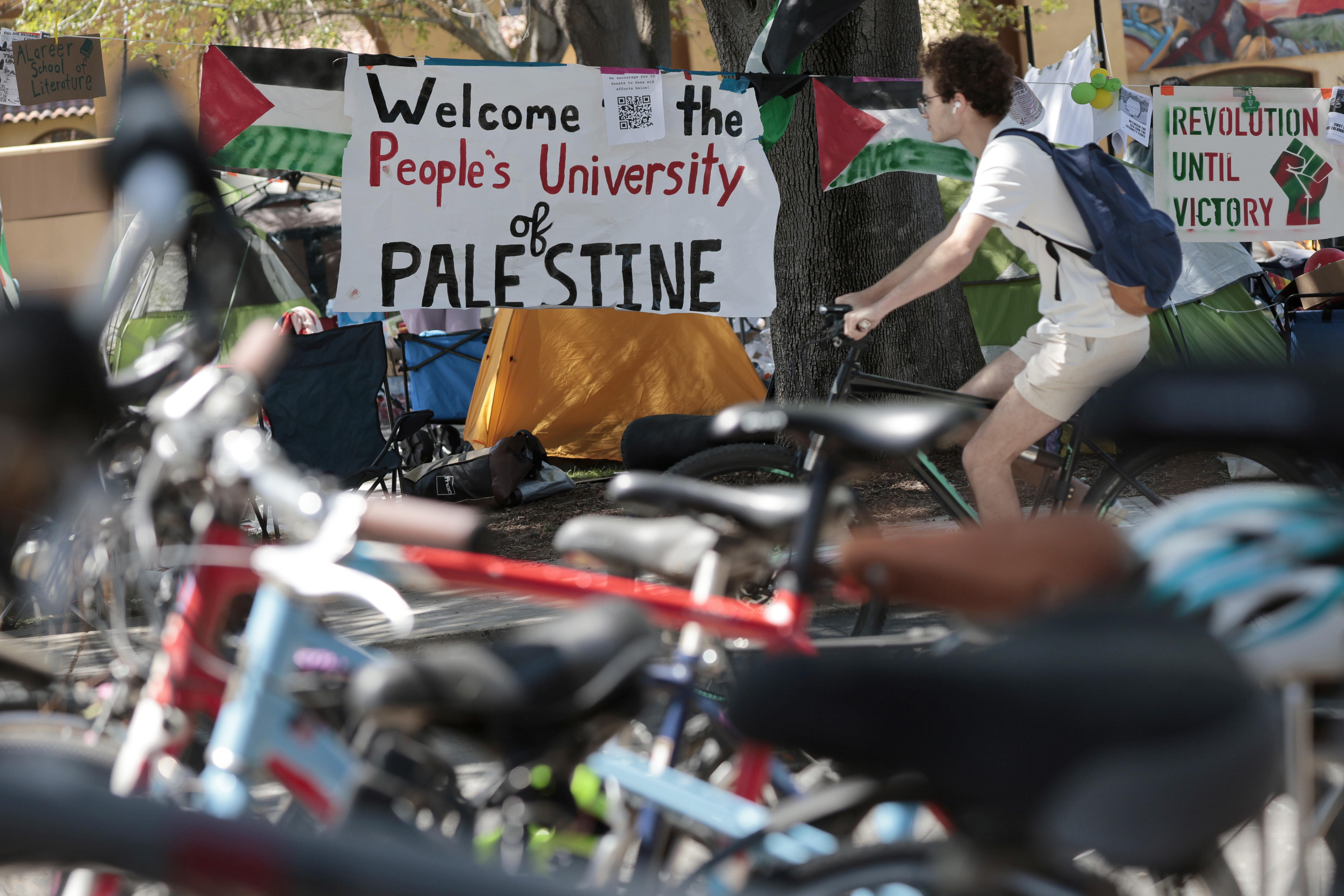 Trece manifestantes propalestinos fueron arrestados en la Universidad de Stanford