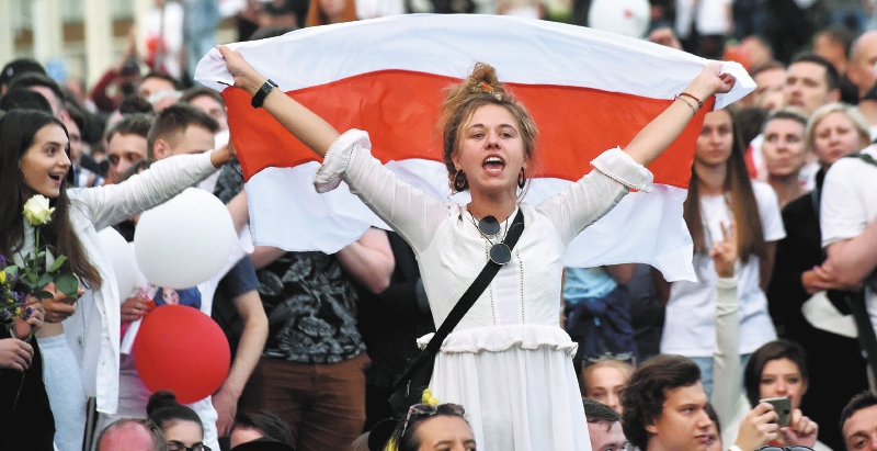 Bielorrusia quiere rostro de mujer