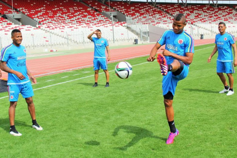 Colombia se desplazó a Abu Dhabi para preparar el partido contra Kuwait