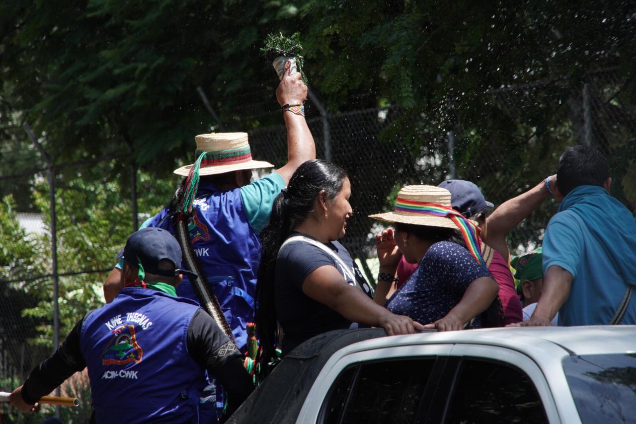 Minga indígena en Cali se une al Paro Nacional.