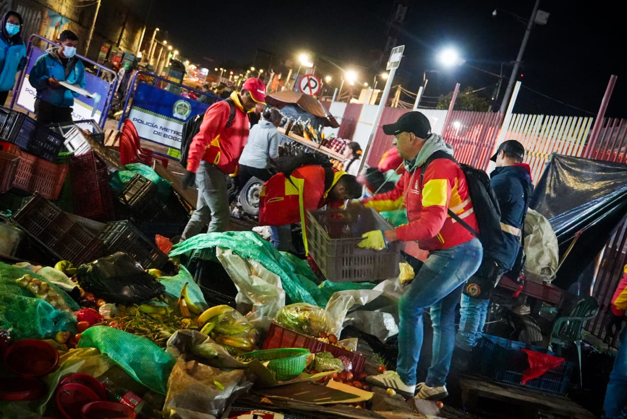 Hallan 15 kilos de medicamentos vencidos en María Paz