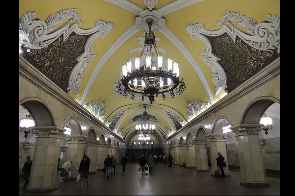 Estaciones de metro y tren en el mundo