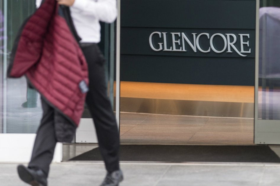 Glencore podría vender participación en unidad agrícola