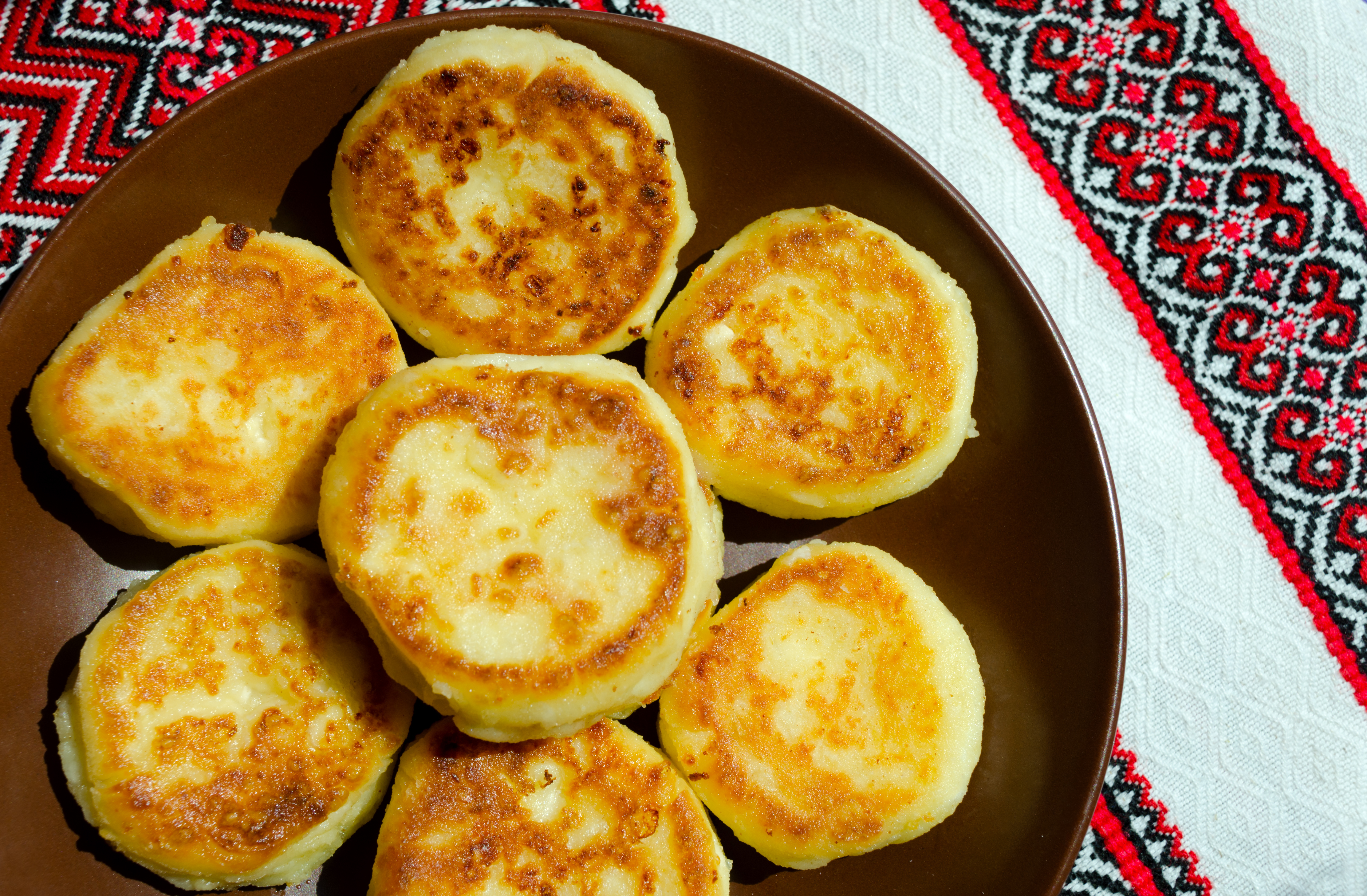 Arepitas de arroz sobrante de ayer con queso