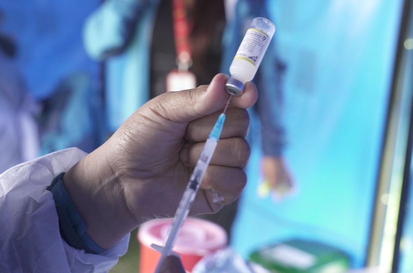 Vacunación, finanzas y salud mental: retos y logros de la salud pública en Bogotá