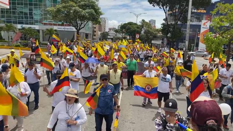 Marchas contra Petro: primeras imágenes de la calles en Bogotá, Medellín y Cali